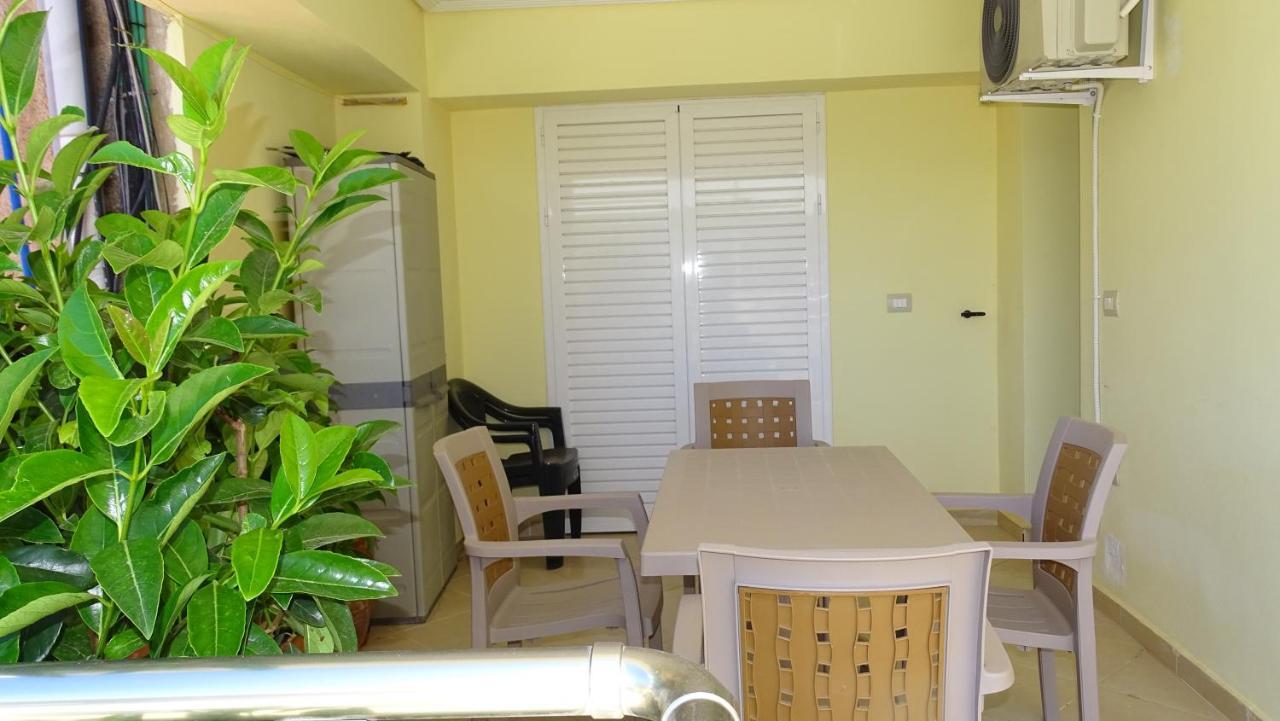 Cozy Central Apartment Ksamil Exterior photo