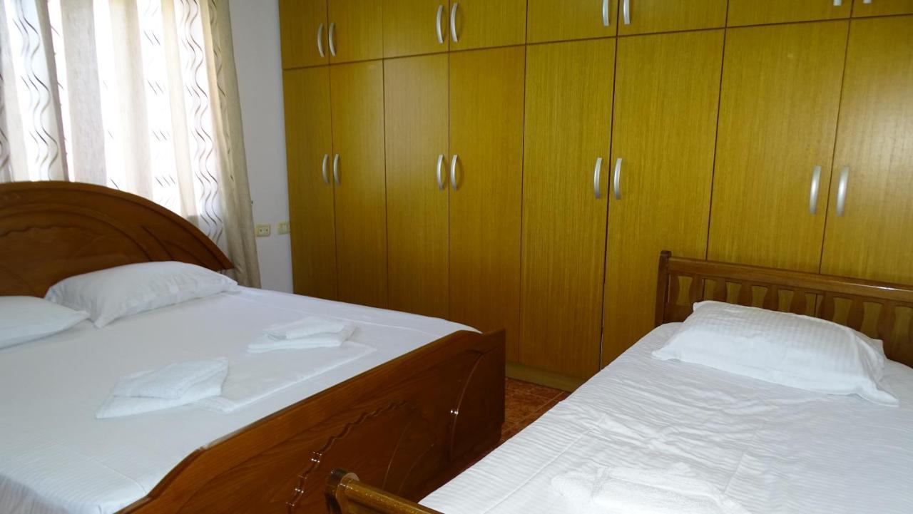 Cozy Central Apartment Ksamil Exterior photo