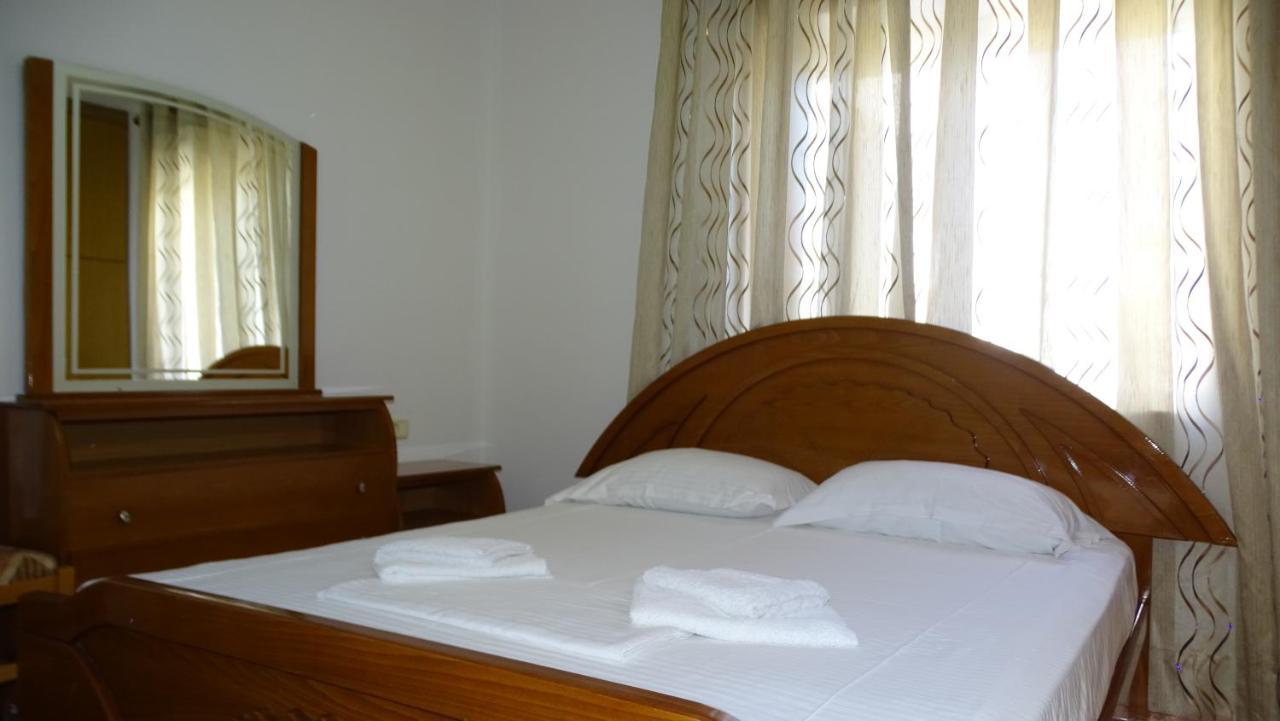 Cozy Central Apartment Ksamil Exterior photo